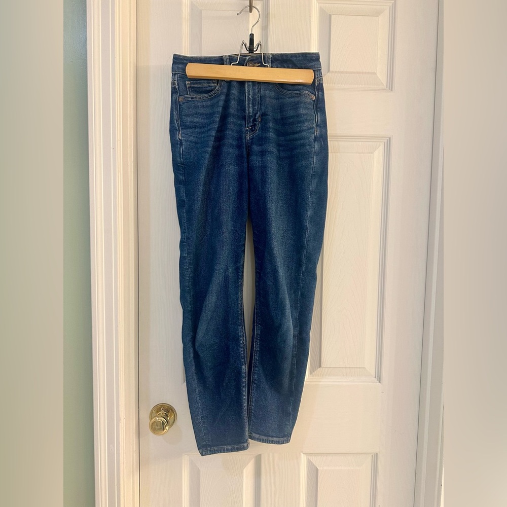 American Eagle Mom Jeans – Stretch – Dark Blue - Size 00 Short